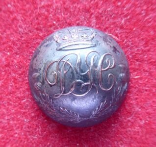 Dumbartonshire Yeomanry Cavalry, officer's full dress jacket button, George III period.