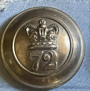 72nd Foot, Duke of Albany's Own Highlanders 1855-81, officer's gilt 25mm. 72nd Foot, Duke of Albany's Own Highlanders 1855-81, officer's gilt 25mm.