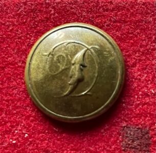 Hunt button of the Dunraven Harriers, 24mm
