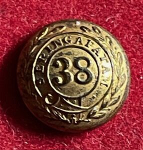 38th Bengal Native Infantry, officer's gilt 16mm button from the HEIC period. 38th Bengal Native Infantry, officer's gilt 16mm button from the HEIC period.