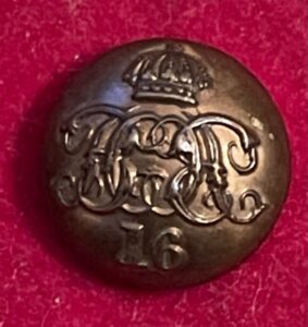 16th Regiment of Bengal Cavalry, Vistorian officer's 18mm gilt button. circa 1885-1896 16th Regiment of Bengal Cavalry, Vistorian officer's 18mm gilt button. circa 1885-1896