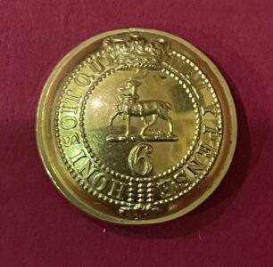 6th Foot, Royal Warwickshire Regt, officer's gilt 25mm