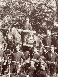 6th Inniskilling Dragoons. The dismounted band with their drum horse