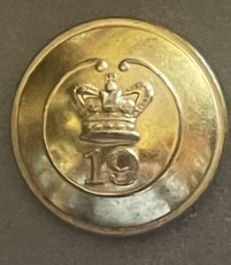 19th Foot (1st Yorkshire North Riding) officer's gilt button 18mm 19th Foot (1st Yorkshire North Riding) officer's gilt button 18mm