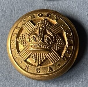 Royal Company of Archers. 23mm gilt button. Royal Company of Archers. 23mm gilt button.