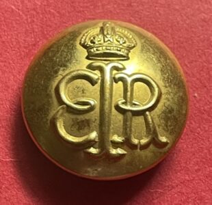 Edward VIII officer's gilt 23mm button with royal cypher EIR